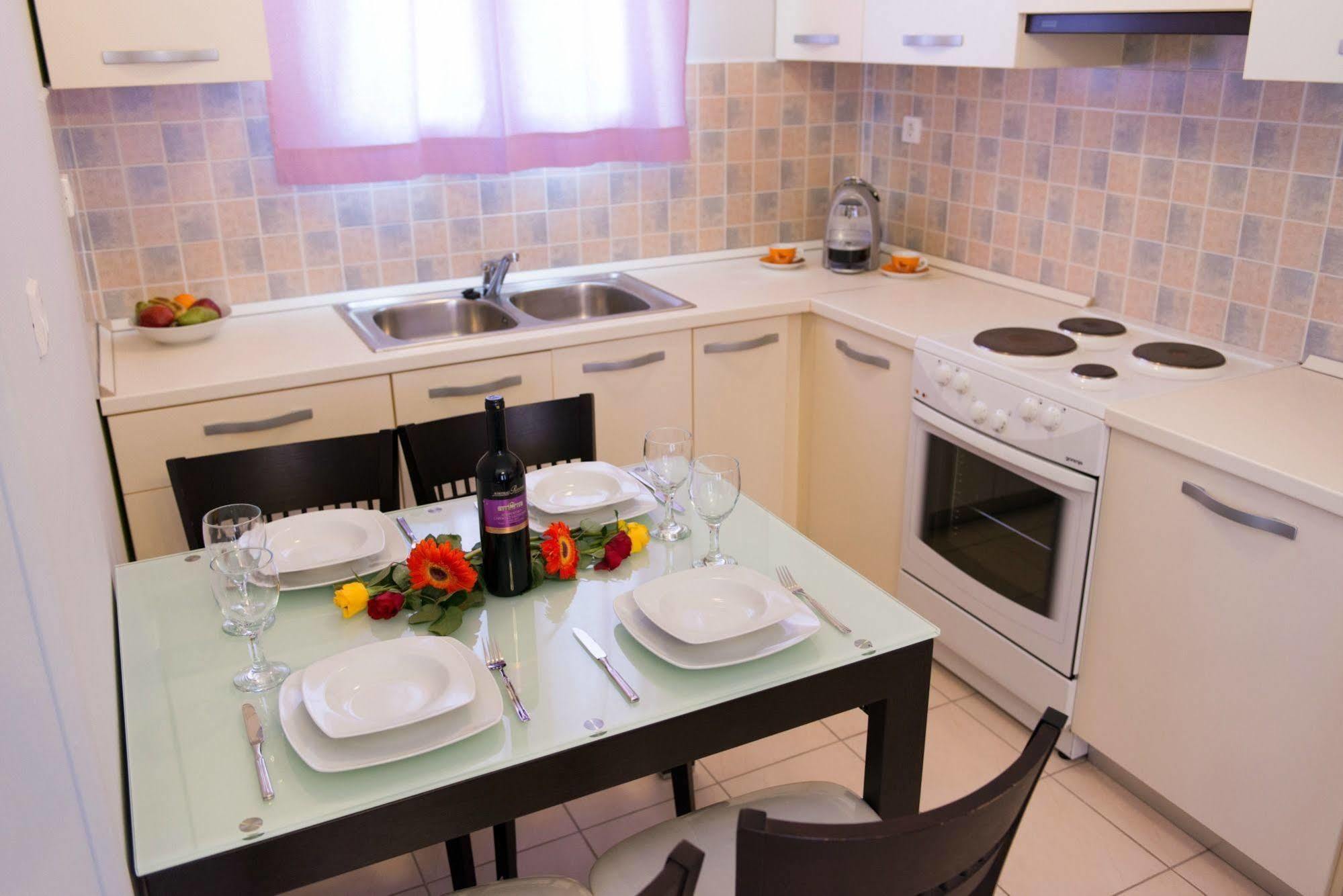 Anemi Leros Apartments Panteli Eksteriør bilde